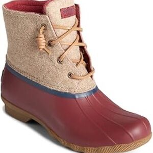 New Sperry Burgundy and Beige Duck Boots